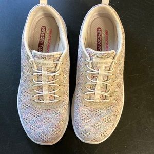 Skechers elastic slip on tennis shoes